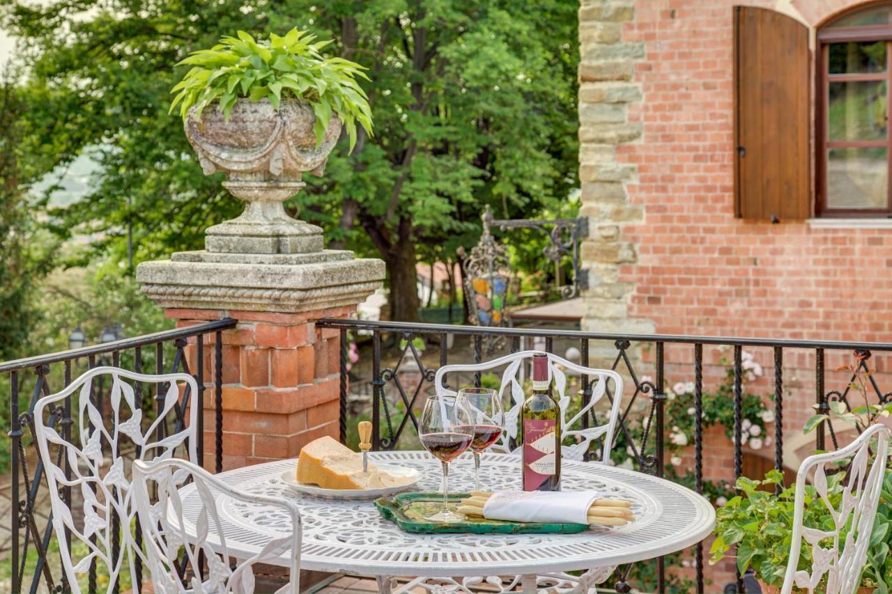 Villa La Favorita Альба Экстерьер фото