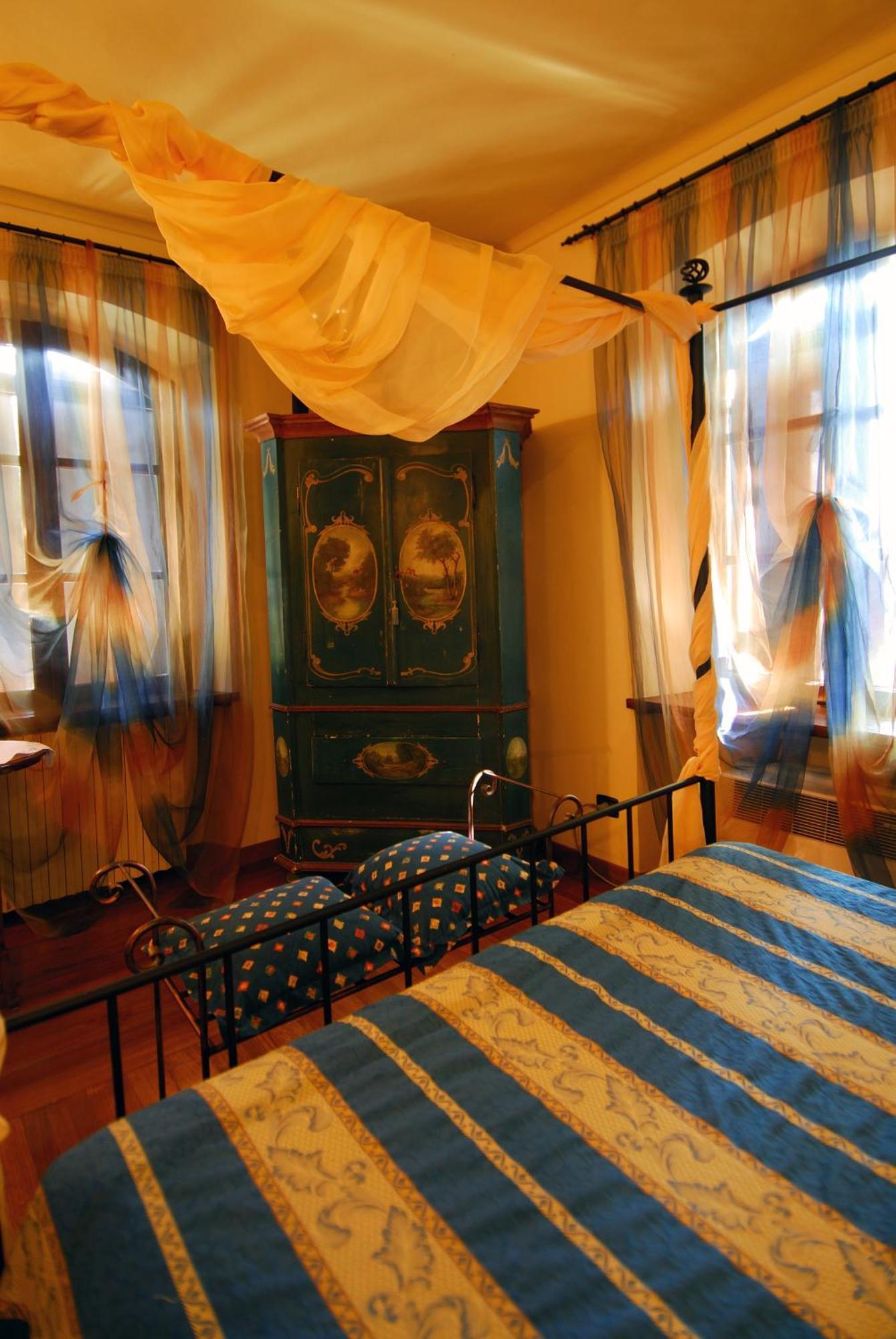 Villa La Favorita Альба Номер фото